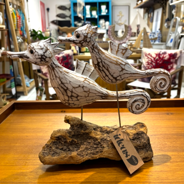 Escultura Cavalo Marinho em Madeira - Balinês - 29 cm de Altura