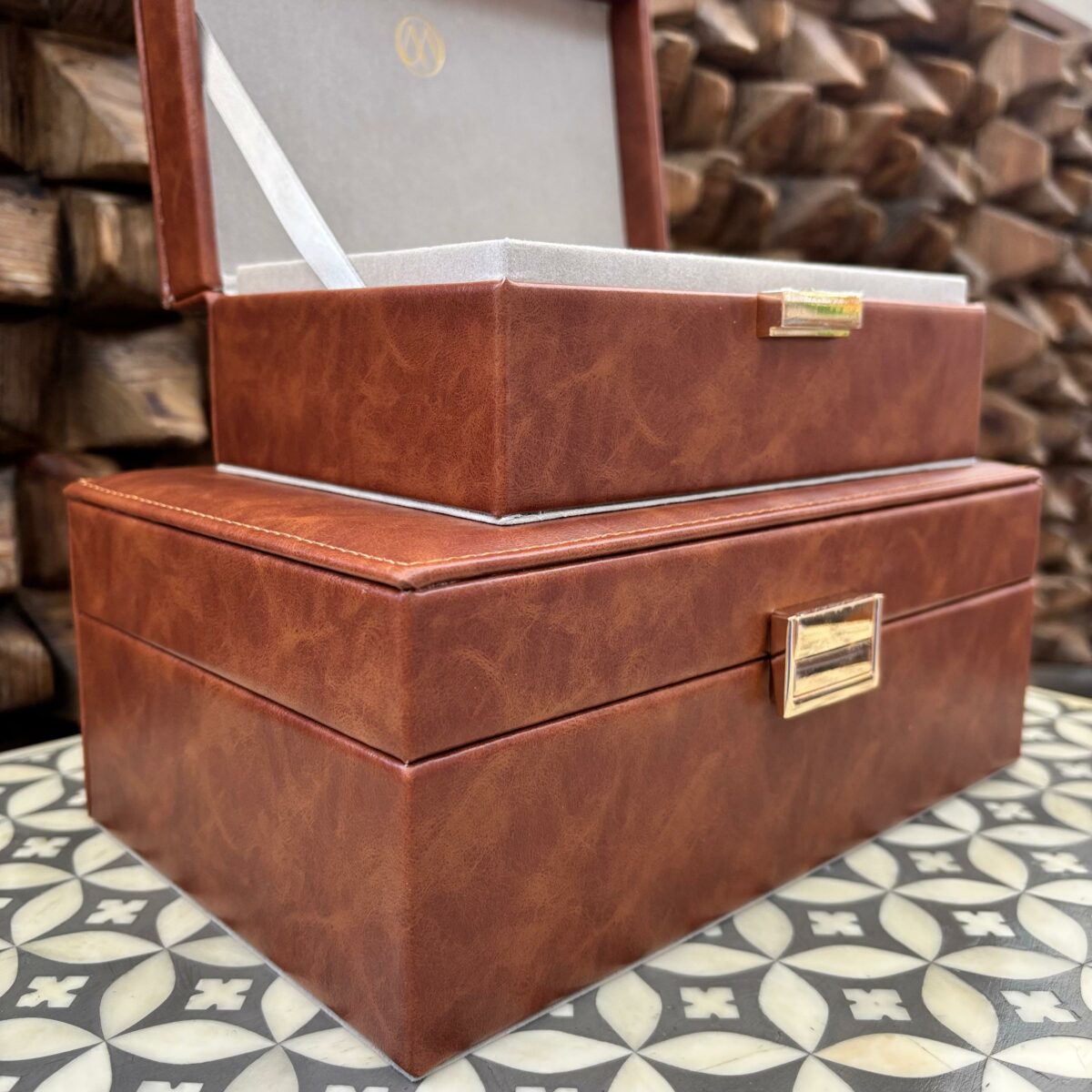 Conjunto com 2 Caixas Decorativa em Madeira e Courino - Imagem 2