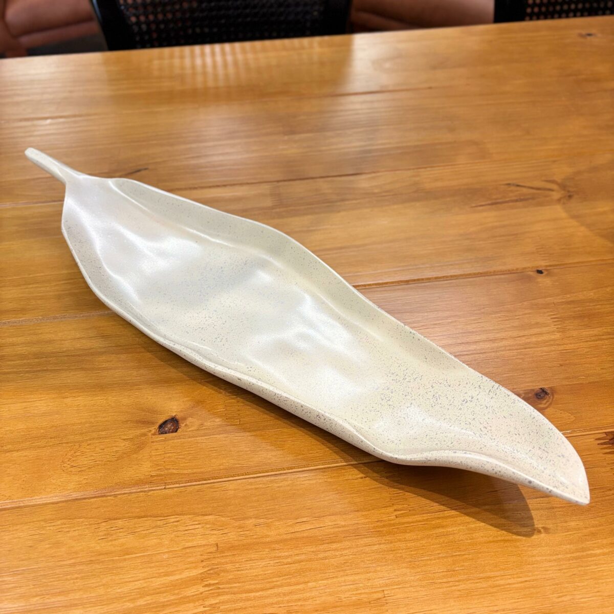Centro de Mesa Decorativo Folha de Bananeira Branco Areia