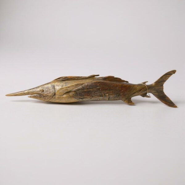 Escultura de Parede Peixe em Resina - 180 cm