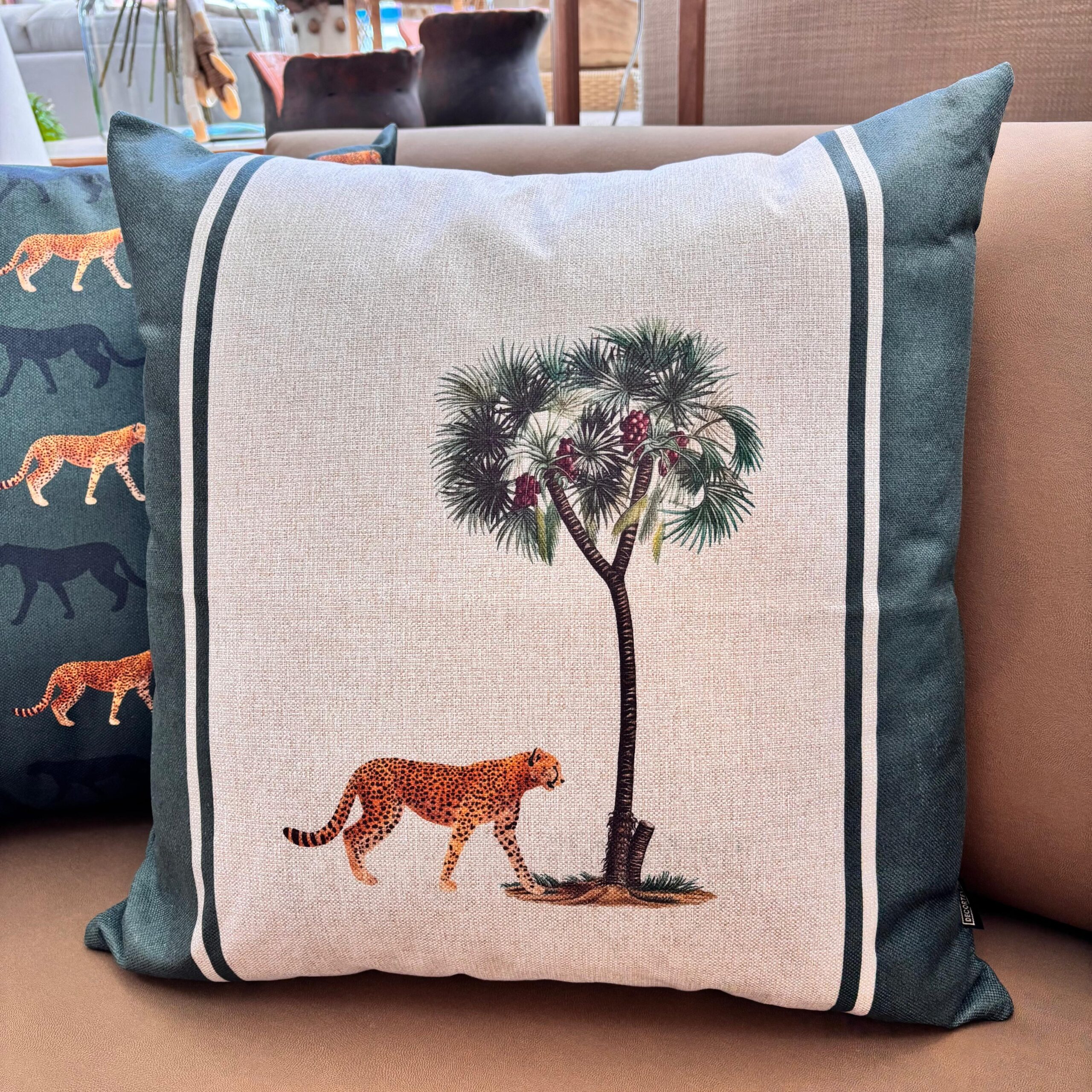 Almofada Coleção Onça 55x55 cm - Imagem 2