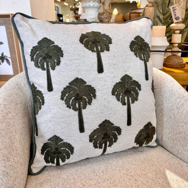 Almofada Coqueiro Bordada 52x52 cm