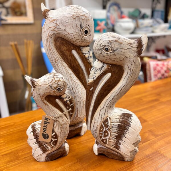 Escultura Pelicano em Madeira e Madrepérola - Conj com 3 unidades