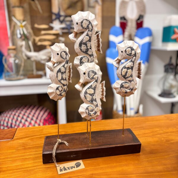 Escultura Cavalo Marinho em Madeira - Importado Bali