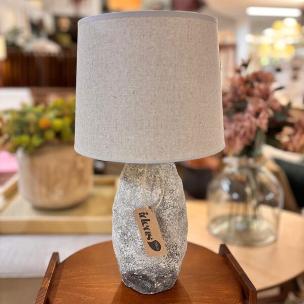 Abajur em Cerâmica Texturizado com Cúpula