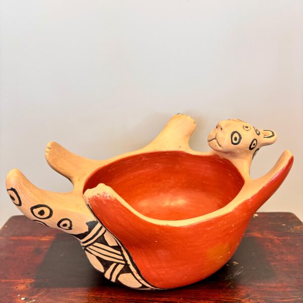 Escultura/Vaso em Cerâmica Indígena - Etnia Waurá - Arte Brasileira