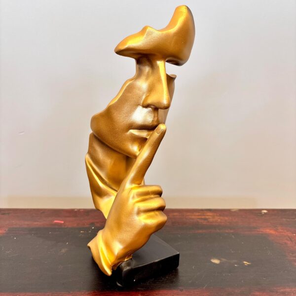 Escultura Silêncio Dourada